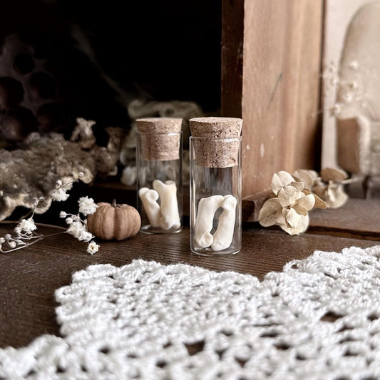 Real Badger Toe Bones in Glass Vial – No. 05
