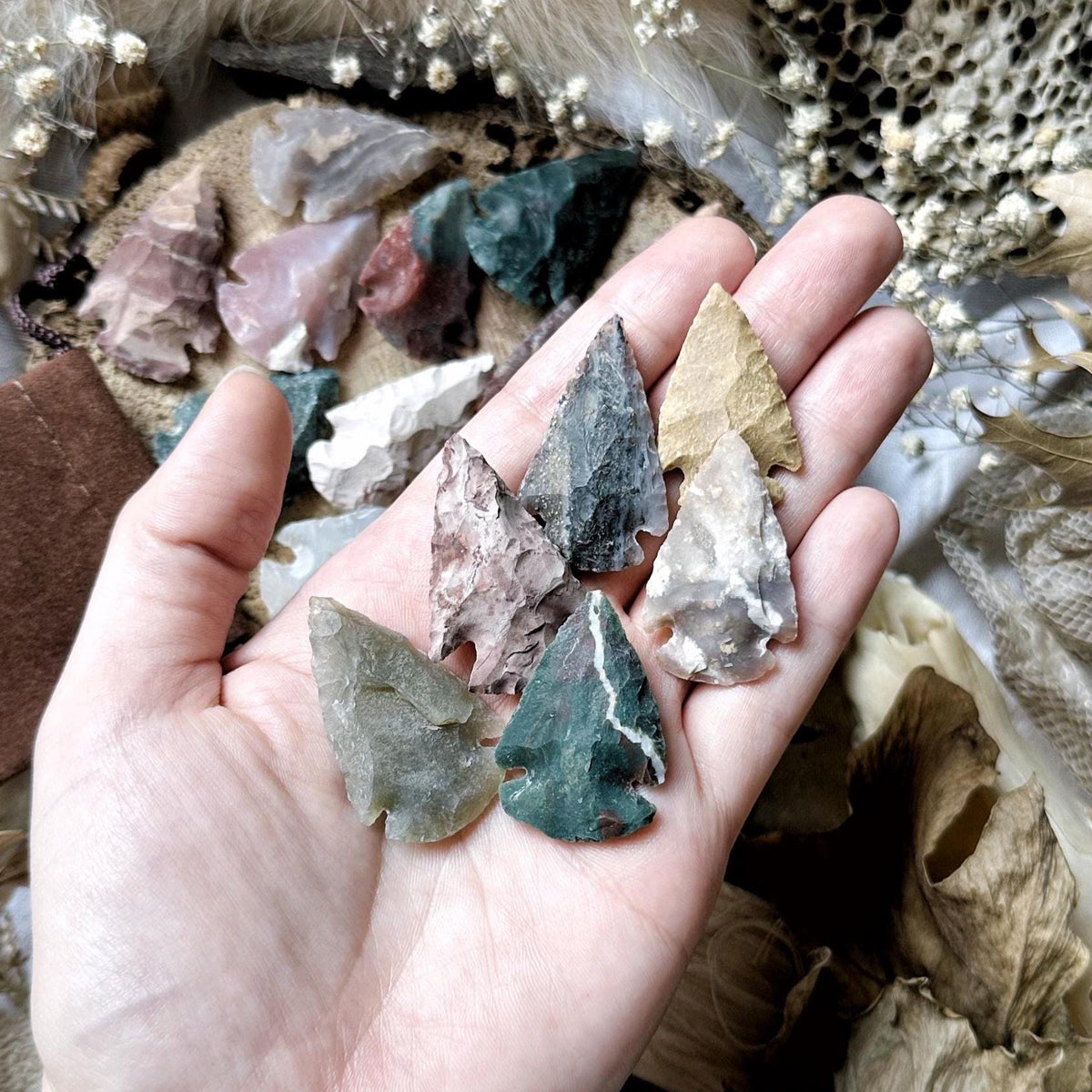 One Hand Carved Agate Arrowhead – No. 01