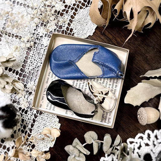 Vintage Doll Shoe Collection – No. 04