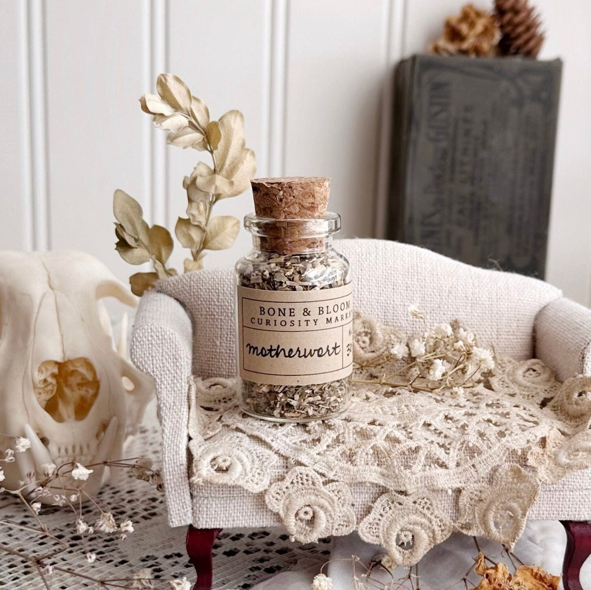 Dried Motherwort in Glass Vial – No. 30