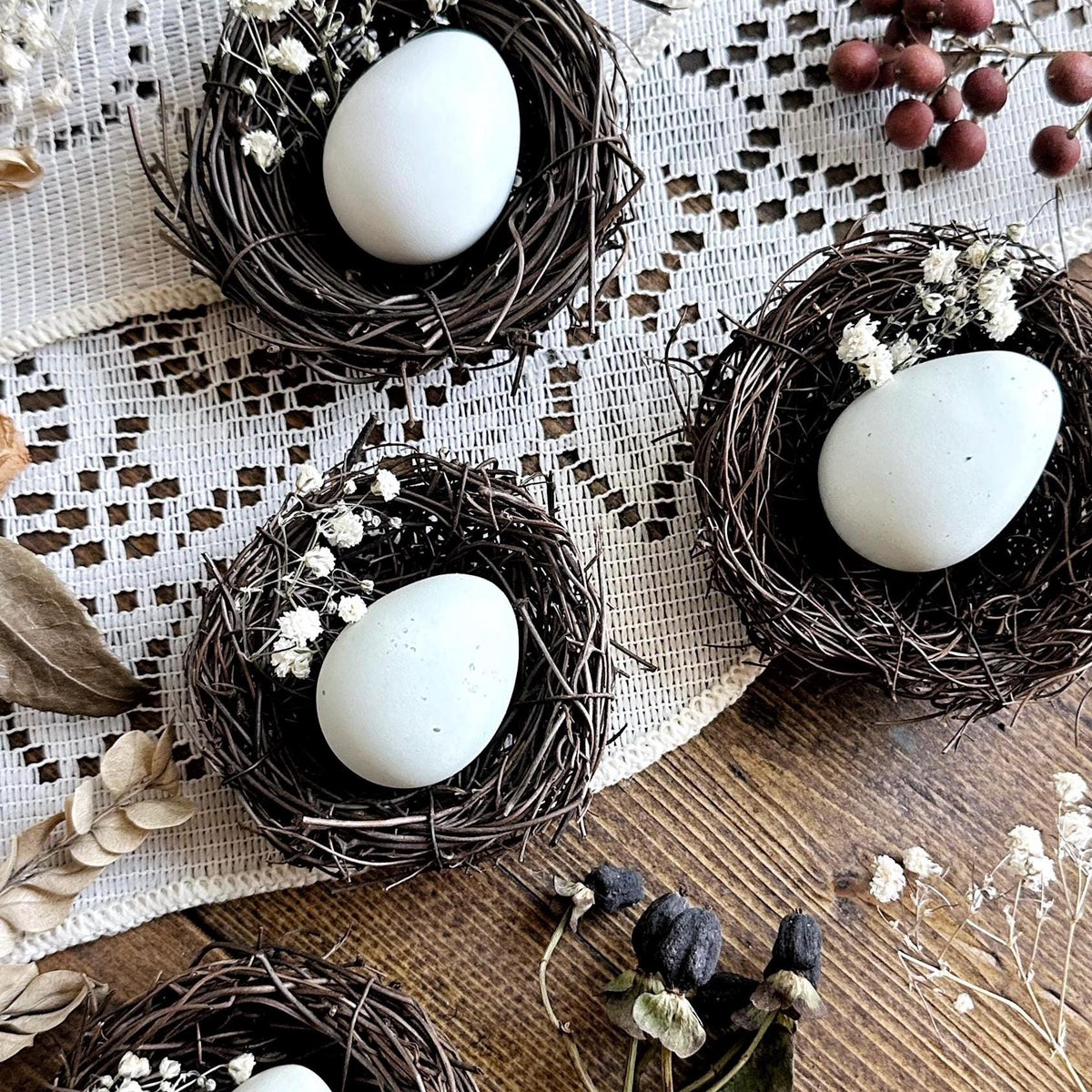 One Petite Faux Bird's Nest With Real Blue Quail Egg – No. 01